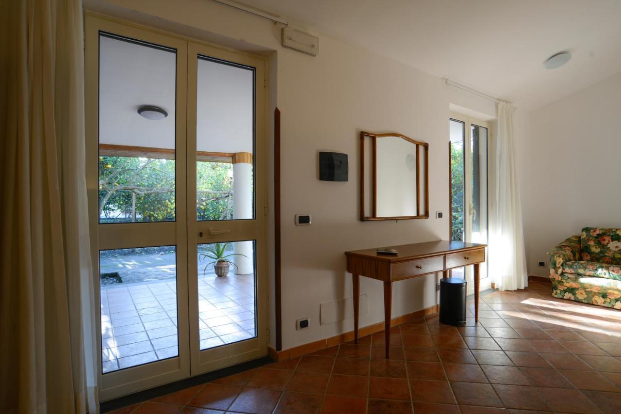 Agriturismo Piccolo Canyon Apartment Piano di Sorrento Exterior photo
